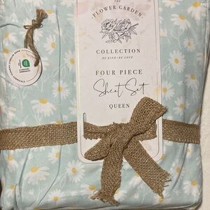 Queen Sheet Set - Blue and White